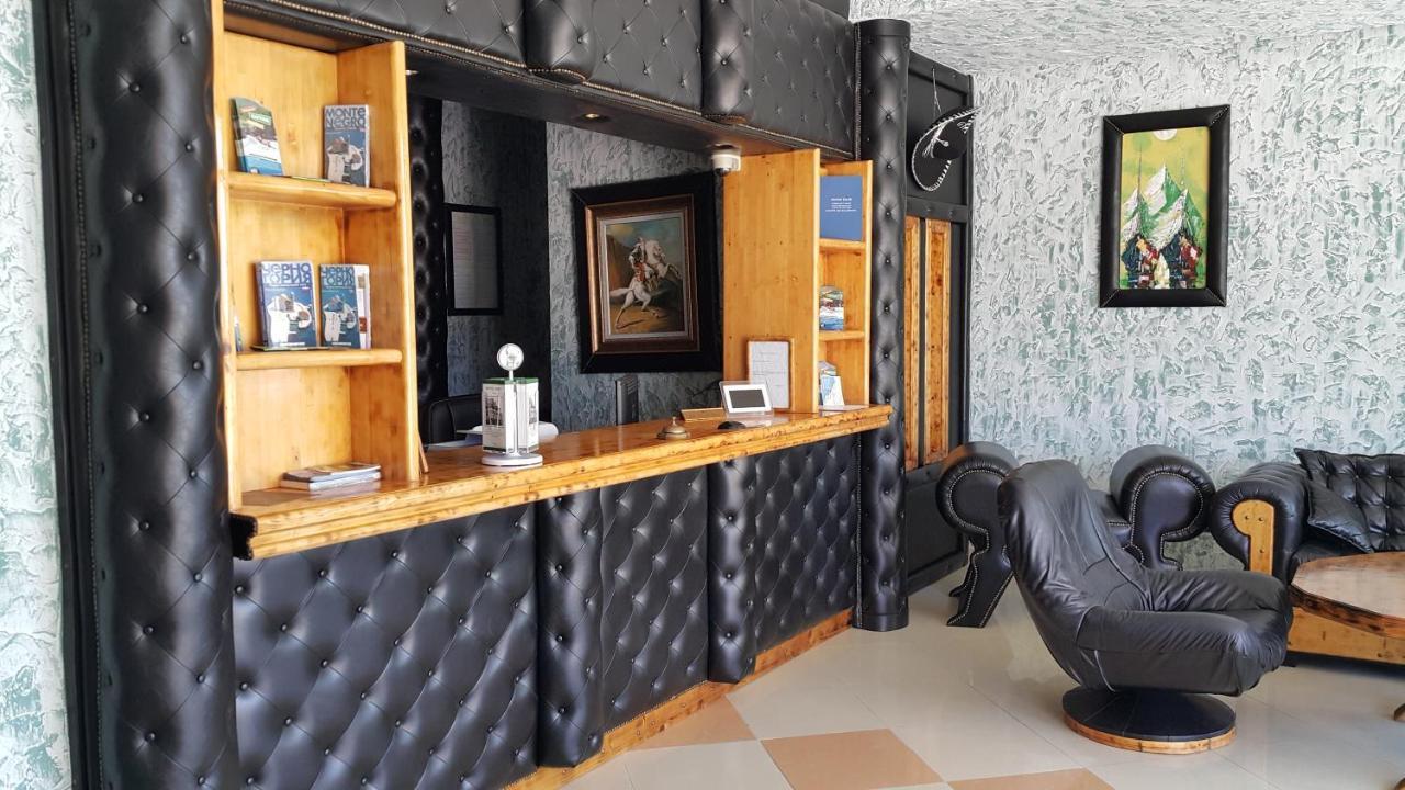 Apartmani Aida 울친 외부 사진